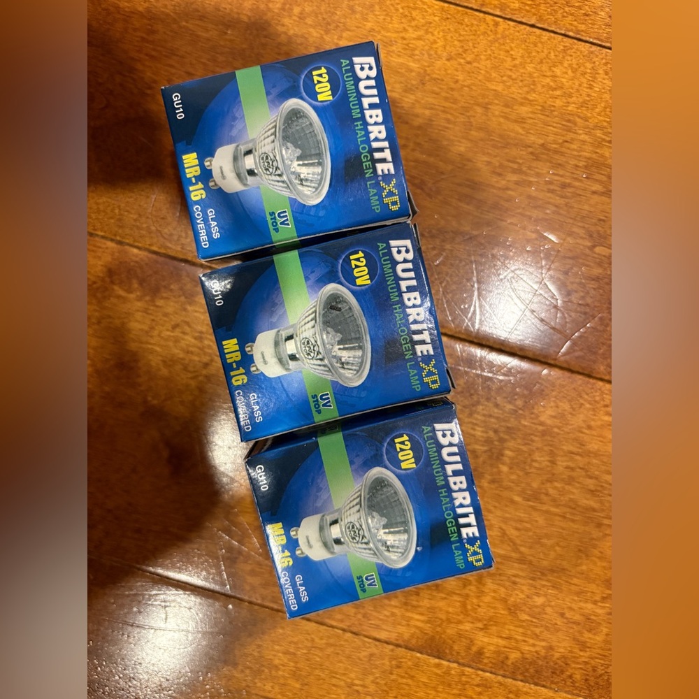 120V MR16 Halogen Bulb - Blue Packaging
Pack of 3